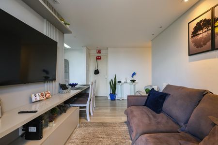 Sala de apartamento para alugar com 2 quartos, 63m² em Chácara Agrindus, Taboão da Serra