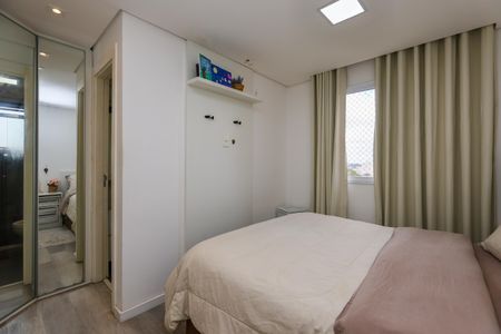 Suíte de apartamento para alugar com 2 quartos, 63m² em Chácara Agrindus, Taboão da Serra