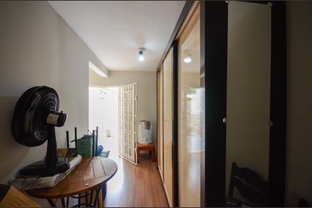 Casa para alugar com 172m², 3 quartos e 4 vagasQuarto 2