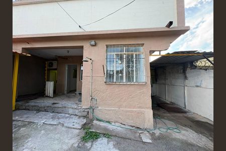 Casa para alugar com 360m², 2 quartos e 5 vagas Casa para alugar com 360m², 2 quartos e 5 vagasFachada