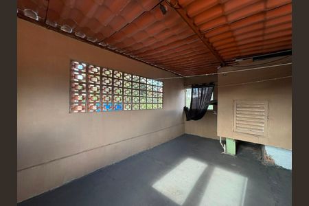 Casa para alugar com 360m², 2 quartos e 5 vagas Casa para alugar com 360m², 2 quartos e 5 vagasÁrea externa