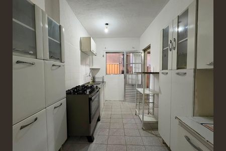 Casa para alugar com 360m², 2 quartos e 5 vagas Casa para alugar com 360m², 2 quartos e 5 vagasCozinha