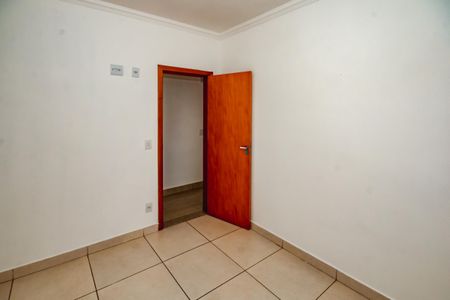 Apartamento à venda com 3 quartos, 128m² em Serrano, Belo Horizonte