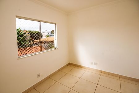 Apartamento à venda com 3 quartos, 128m² em Serrano, Belo Horizonte