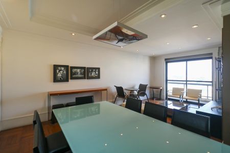 Apartamento à venda com 120m², 3 quartos e 3 vagas Apartamento à venda com 120m², 3 quartos e 3 vagasSala