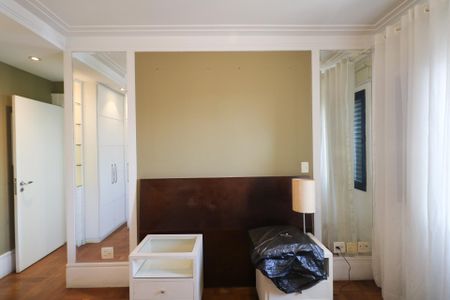 Apartamento à venda com 120m², 3 quartos e 3 vagas Apartamento à venda com 120m², 3 quartos e 3 vagasSuíte