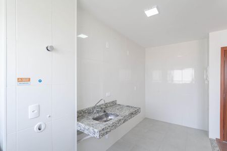 Apartamento para alugar com 47m², 2 quartos e 1 vaga Apartamento para alugar com 47m², 2 quartos e 1 vagaCozinha e Área de Serviço