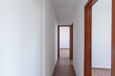 Apartamento para alugar com 47m², 2 quartos e 1 vaga Apartamento para alugar com 47m², 2 quartos e 1 vagaCorredor