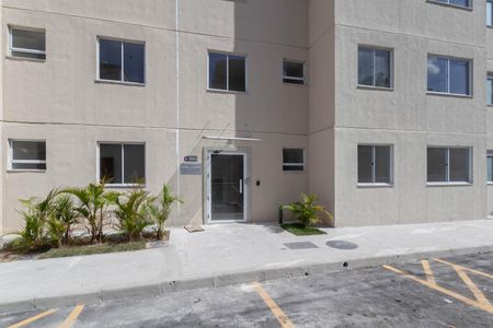 Apartamento para alugar com 47m², 2 quartos e 1 vaga Apartamento para alugar com 47m², 2 quartos e 1 vagaEntrada