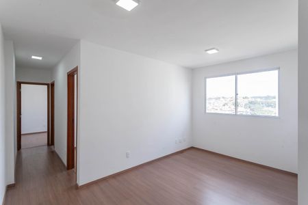 Sala de apartamento para alugar com 2 quartos, 47m² em Braúnas, Belo Horizonte