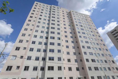 Apartamento para alugar com 47m², 2 quartos e 1 vaga Apartamento para alugar com 47m², 2 quartos e 1 vagaFachada do bloco