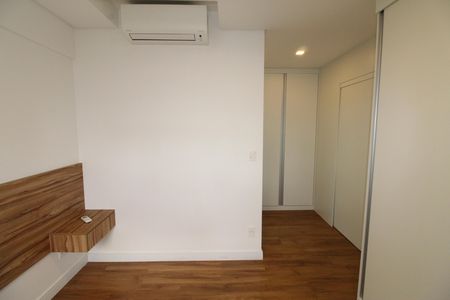 Suíte de apartamento para alugar com 1 quarto, 57m² em Parque Residencial Aquarius, São José dos Campos