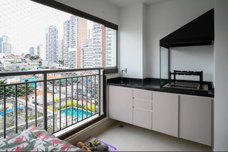 Apartamento à venda com 67m², 2 quartos e 1 vaga Apartamento à venda com 67m², 2 quartos e 1 vagaVaranda