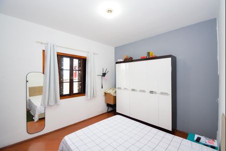 Casa à venda com 213m², 3 quartos e 2 vagasQuarto 1 - Suíte