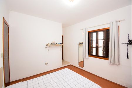 Casa à venda com 213m², 3 quartos e 2 vagasQuarto 1 - Suíte
