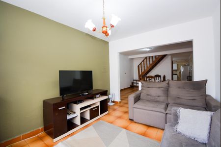 Casa à venda com 213m², 3 quartos e 2 vagasSala
