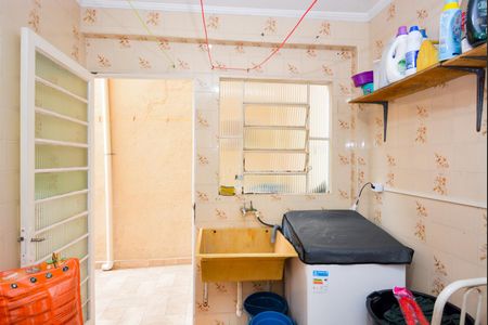 Casa à venda com 213m², 3 quartos e 2 vagasÁrea de Serviço