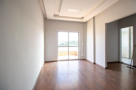 Apartamento à venda com 72m², 2 quartos e 1 vagaSala