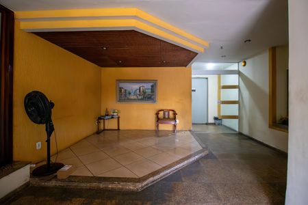Apartamento à venda com 72m², 2 quartos e 1 vagaHall de entrada