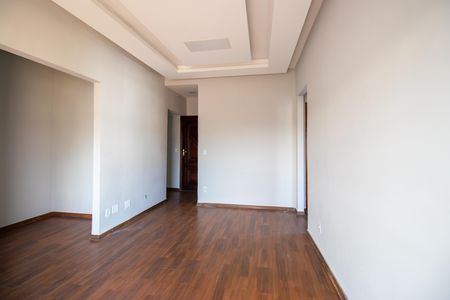 Apartamento à venda com 72m², 2 quartos e 1 vagaSala