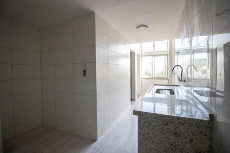 Apartamento à venda com 72m², 2 quartos e 1 vagaCozinha