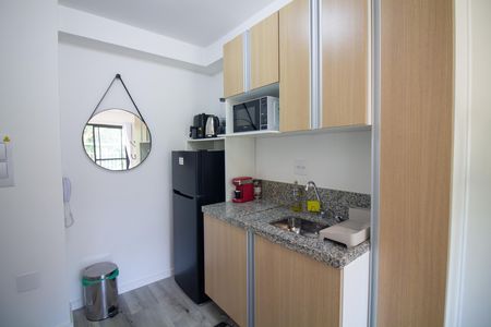Cozinha de kitnet/studio para alugar com 1 quarto, 26m² em Santo Amaro, São Paulo