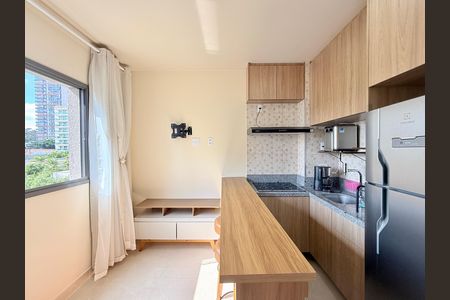 Sala de kitnet/studio para alugar com 1 quarto, 27m² em Chácara Santo Antônio (zona Sul), São Paulo