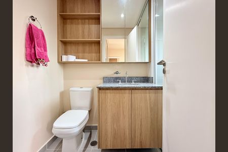 Studio para alugar com 27m², 1 quarto e sem vaga Studio para alugar com 27m², 1 quarto e sem vagaBanheiro Suíte