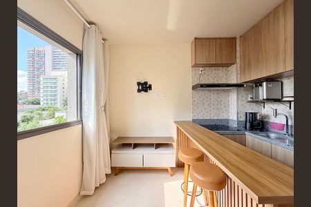 Studio para alugar com 27m², 1 quarto e sem vaga Studio para alugar com 27m², 1 quarto e sem vagaSala