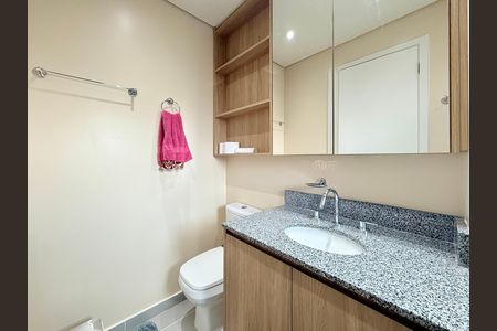 Studio para alugar com 27m², 1 quarto e sem vaga Studio para alugar com 27m², 1 quarto e sem vagaBanheiro Suíte