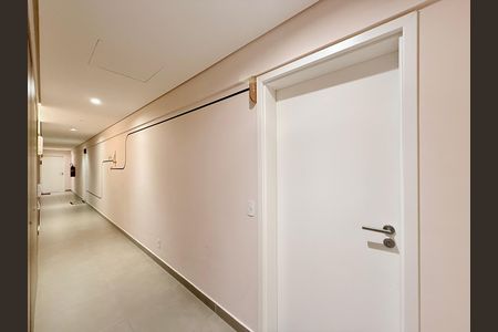 Studio para alugar com 27m², 1 quarto e sem vaga Studio para alugar com 27m², 1 quarto e sem vagaHall Apartamento