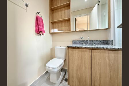 Studio para alugar com 27m², 1 quarto e sem vaga Studio para alugar com 27m², 1 quarto e sem vagaBanheiro Suíte