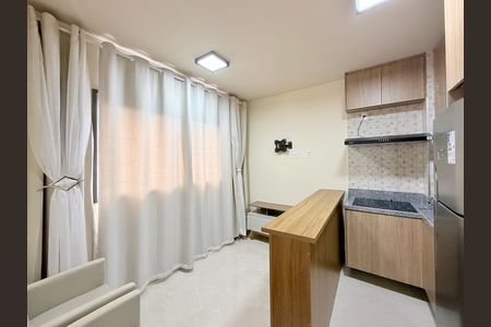 Studio para alugar com 27m², 1 quarto e sem vaga Studio para alugar com 27m², 1 quarto e sem vagaSala