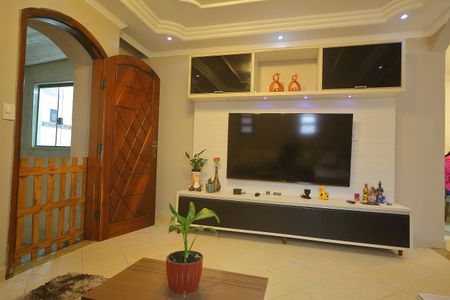 Casa para alugar com 249m², 4 quartos e 5 vagasSala de TV 