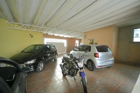 Casa para alugar com 249m², 4 quartos e 5 vagasGaragem 