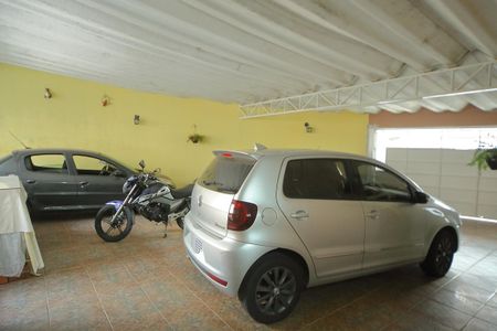 Casa para alugar com 249m², 4 quartos e 5 vagasGaragem 