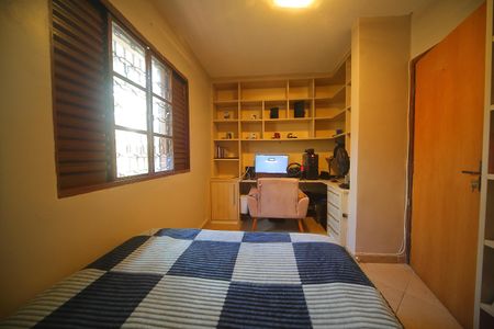 Casa para alugar com 249m², 4 quartos e 5 vagasQuarto 3 