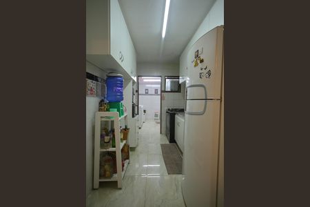 Casa para alugar com 249m², 4 quartos e 5 vagasCozinha 