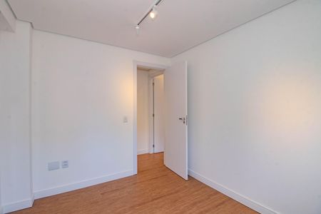 Apartamento para alugar com 69m², 2 quartos e 1 vagaSuíte 1