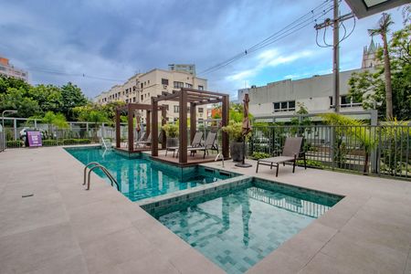 Apartamento para alugar com 69m², 2 quartos e 1 vagaÁrea comum - Piscina