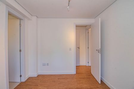 Apartamento para alugar com 69m², 2 quartos e 1 vagaSuíte 1
