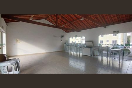 Apartamento para alugar com 48m², 2 quartos e 1 vaga Apartamento para alugar com 48m², 2 quartos e 1 vagaÁrea comum - Salão de festas