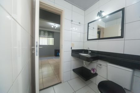 Apartamento para alugar com 48m², 2 quartos e 1 vaga Apartamento para alugar com 48m², 2 quartos e 1 vagaBanheiro Social