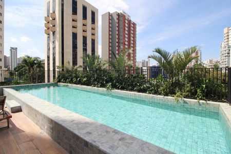 Apartamento à venda com 36m², 1 quarto e sem vaga Apartamento à venda com 36m², 1 quarto e sem vagaÁrea comum - Piscina
