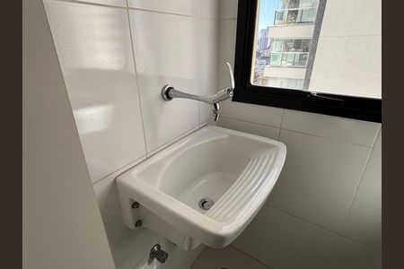 Apartamento à venda com 50m², 2 quartos e 1 vaga Apartamento à venda com 50m², 2 quartos e 1 vagaÁrea de Serviço