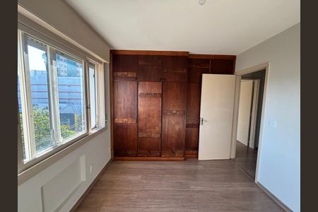 Apartamento para alugar com 129m², 3 quartos e 1 vaga Apartamento para alugar com 129m², 3 quartos e 1 vagaSuíte