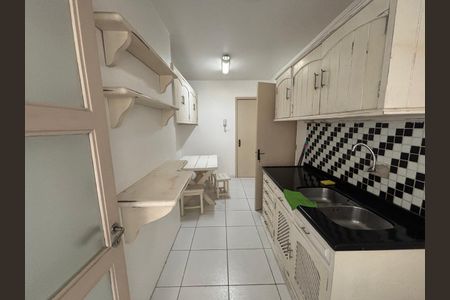 Apartamento para alugar com 129m², 3 quartos e 1 vaga Apartamento para alugar com 129m², 3 quartos e 1 vagaCozinha