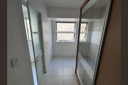 Apartamento para alugar com 129m², 3 quartos e 1 vaga Apartamento para alugar com 129m², 3 quartos e 1 vagaDespensa