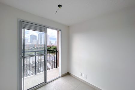 Apartamento à venda com 27m², 1 quarto e sem vaga Apartamento à venda com 27m², 1 quarto e sem vagaSala