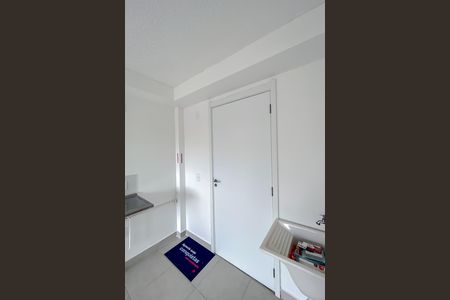 Apartamento à venda com 27m², 1 quarto e sem vaga Apartamento à venda com 27m², 1 quarto e sem vagaCozinha e Área de Serviço